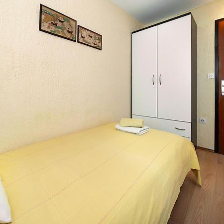 Apartments Ivo With Sea View Baška Exterior foto